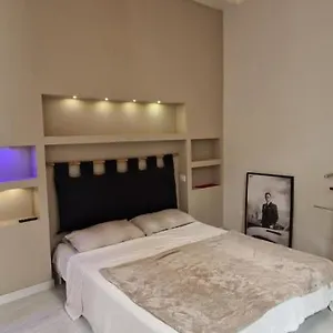  Apartment Savelli Old Town - Near Navona Place